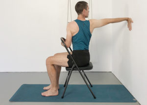 Seated Shoulder Poses – Weekly Intermediate Class 189