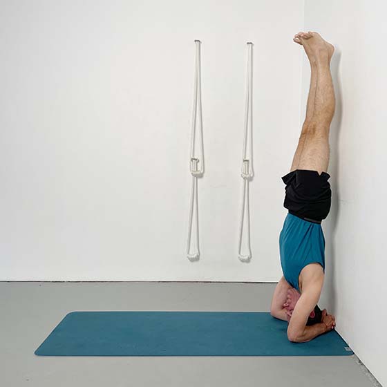 Sirsasana (headstand)