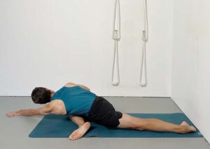 Vinyasa Twists & Glutes – Weekly Advanced Class 280