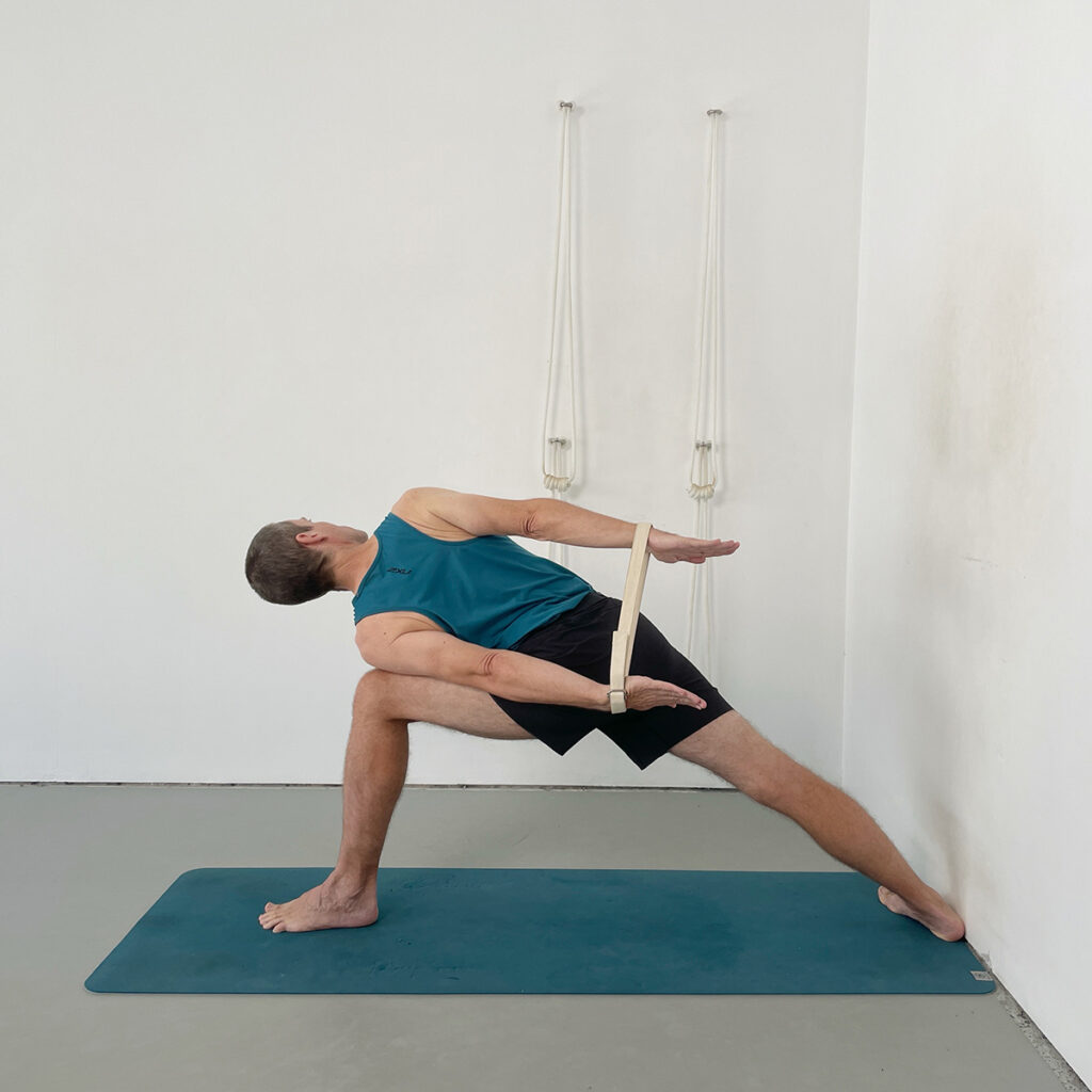Parsvakonasana with a Belt for Chest Rotation