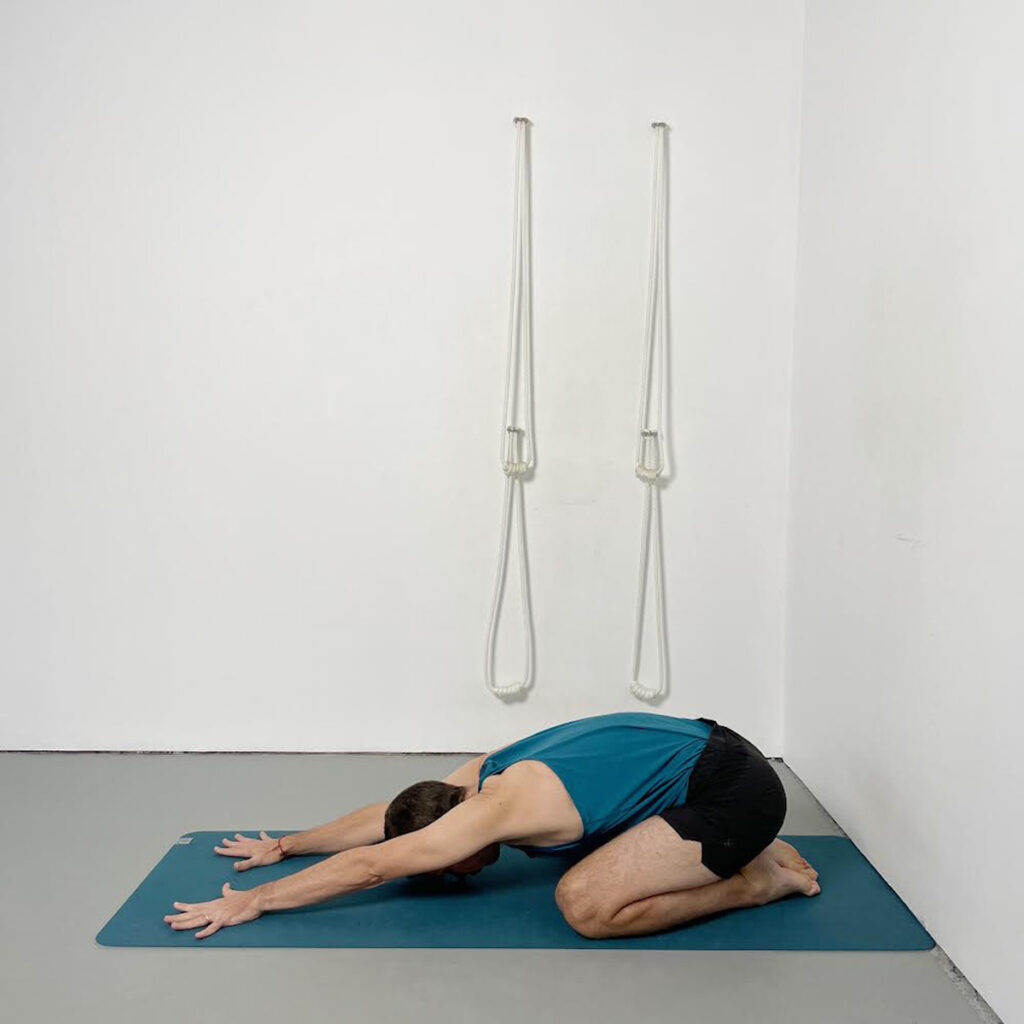 adho mukha virasana