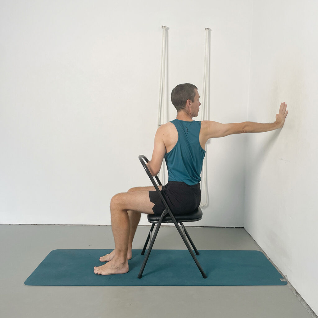 chair twists